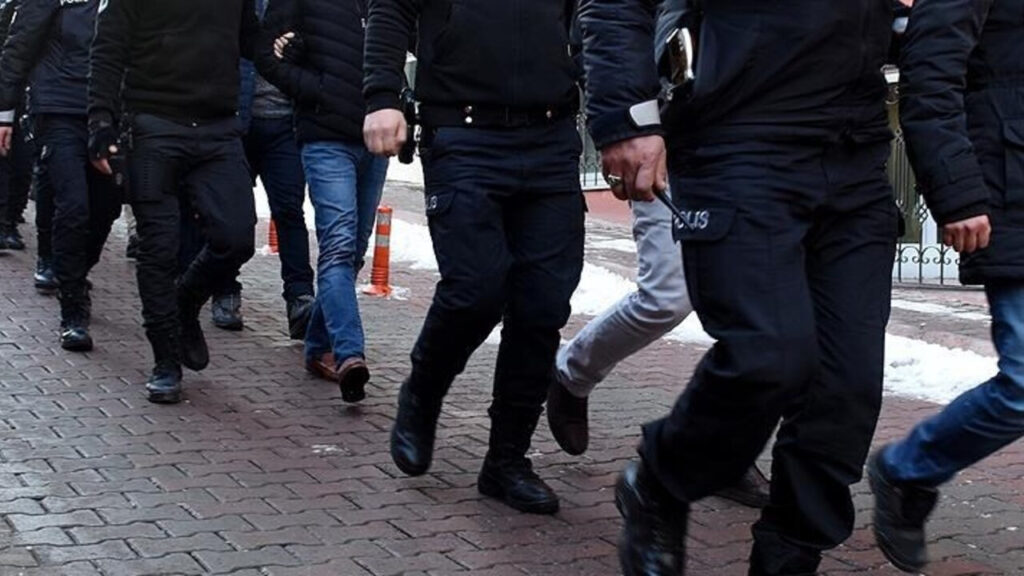 Şanlıurfa’da dev operasyon: 10 bin kişi sorgulandı, 28 aranan yakalandı