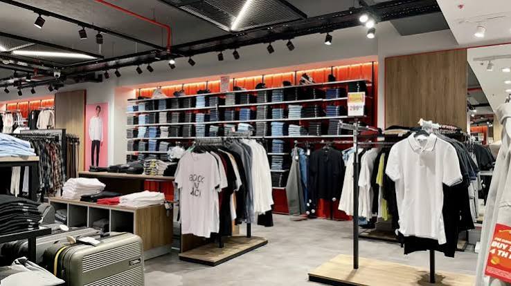İstanbul’dan Türkiye’ye Modern ve Ulaşılabilir Moda Giyim Mağazası