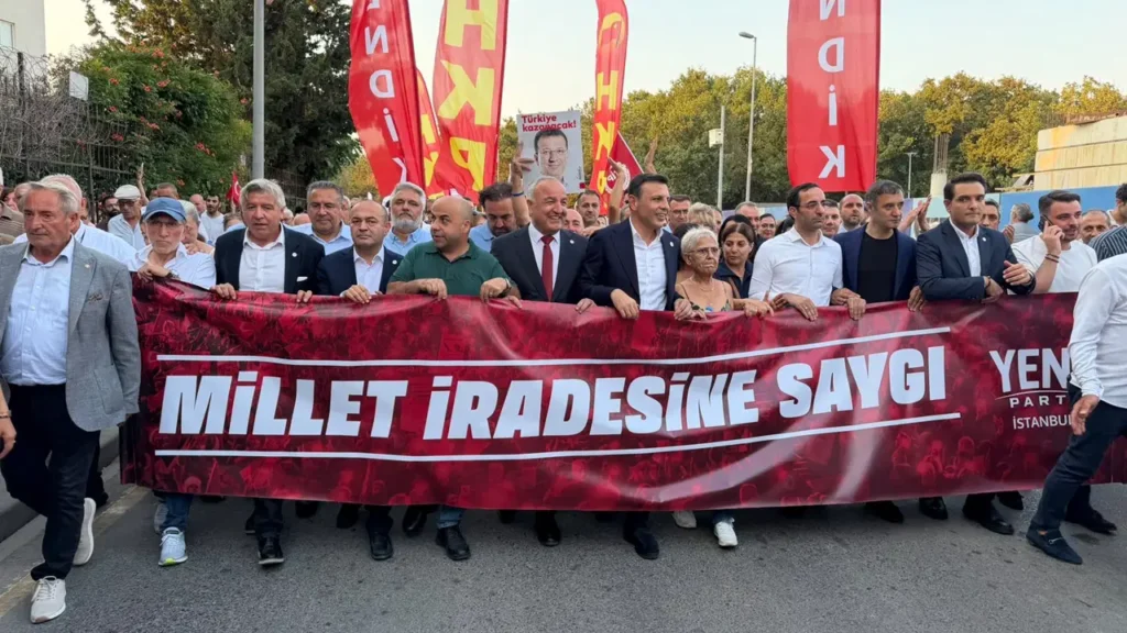 Belediye Başkanı AKP’ye geçmişti… YENİ Parti’den ‘Millet İradesine Saygı Yürüyüşü’: ‘Helal oy verenlerin oyunu harama çevirdin ya, yazıklar olsun!’