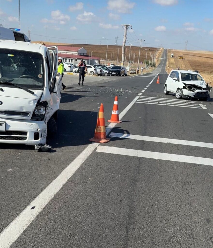 Çorlu’da Trafik Kazası: 3 Yaralı